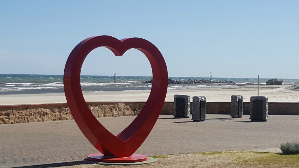 Glenelg Heart Sculpture