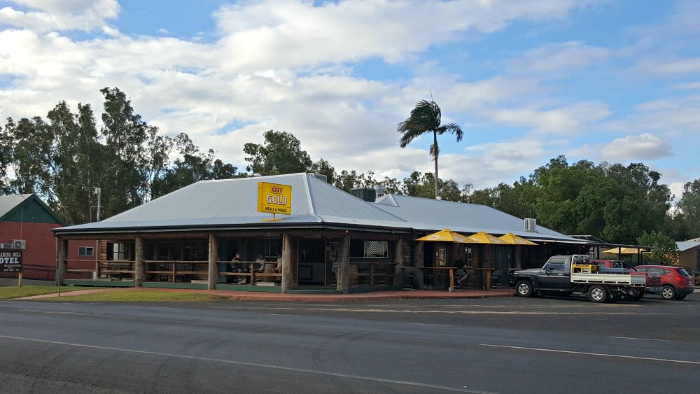 Condamine Bell Hotel