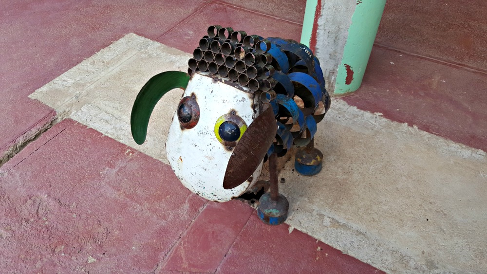 This cute little fellow was in the beer garden of the North Gregory Hotel.