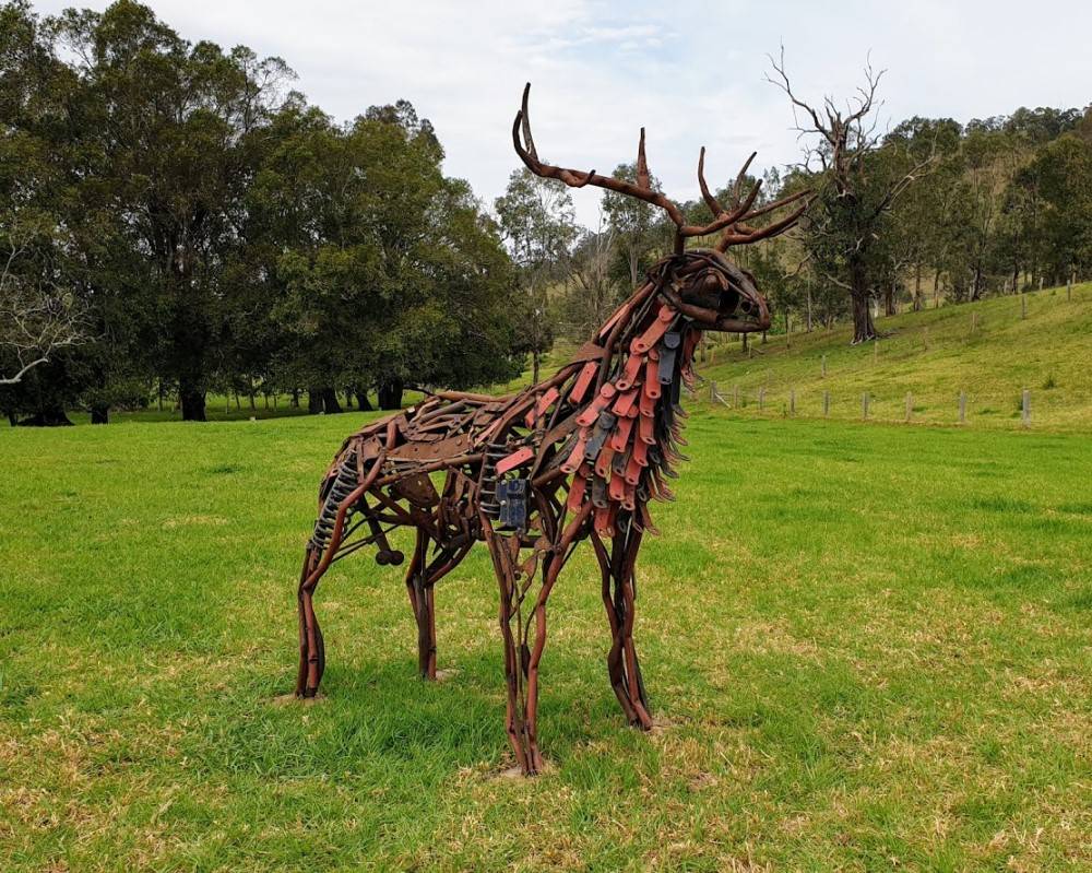 Sculpture on the Farm. Big Old Buck by Tobias Bennett.