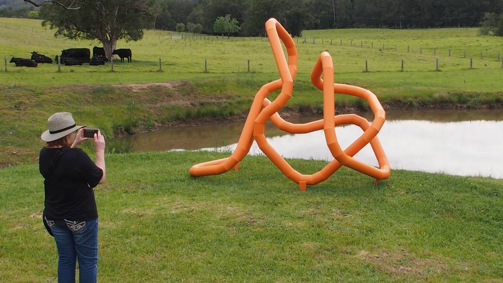 Sculpture on the Farm. Much Like Life by Tobias Bennett.