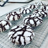 Chocolate crackle biscuits